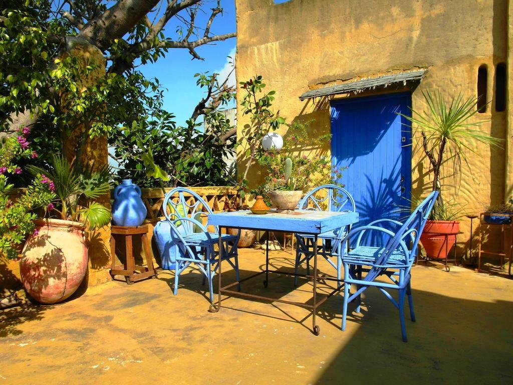 Patio De La Luna Asilah Luaran gambar